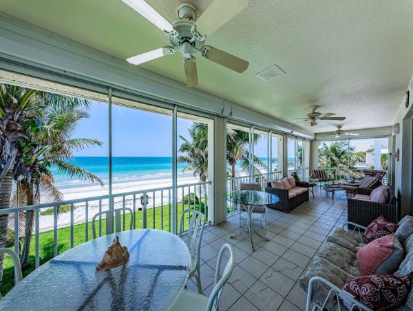 On Beach Great Redington Beach Vacation Home Three Bedroom