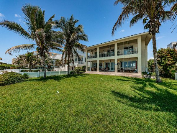On Beach Great Redington Beach Vacation Home Three Bedroom