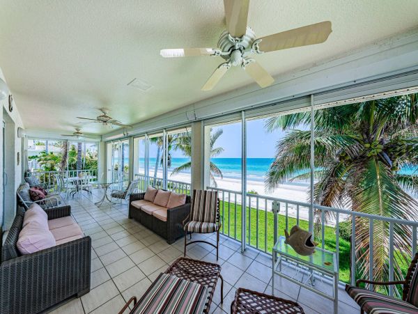 On Beach Great Redington Beach Vacation Home Three Bedroom