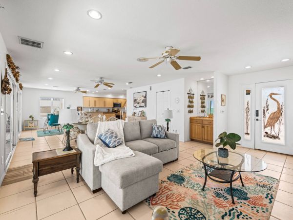 On Beach Great Redington Beach Vacation Home Three Bedroom