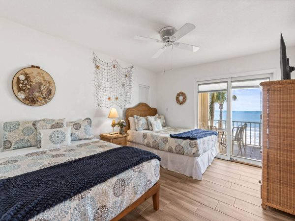 On Beach Great Redington Beach Vacation Home Three Bedroom
