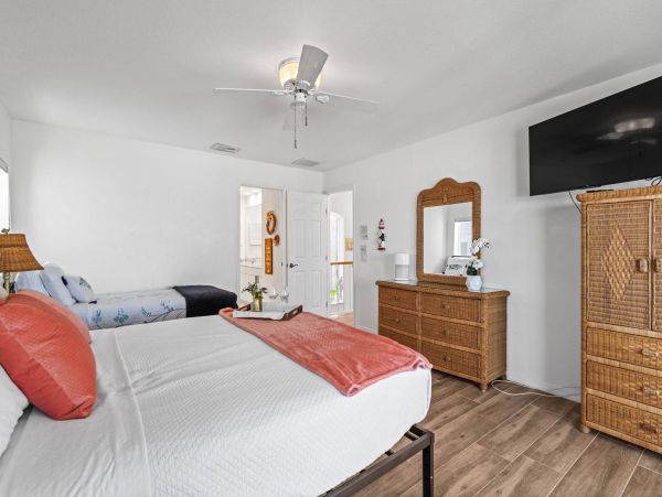 On Beach Great Redington Beach Vacation Home Three Bedroom