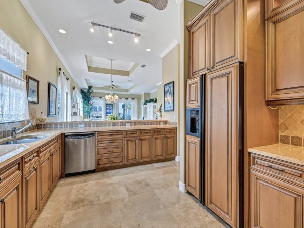 Siesta Key Three Bedroom Vacation Rental Close to the Beach 300ft to Beach