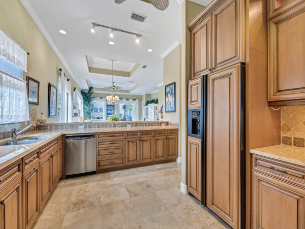 Siesta Key Three Bedroom Vacation Rental Close to the Beach 300ft to Beach