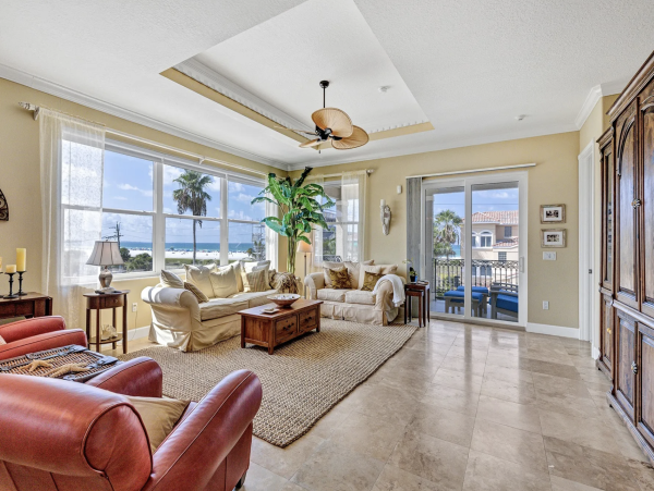 Siesta Key Three Bedroom Vacation Rental Close to the Beach 300ft to Beach
