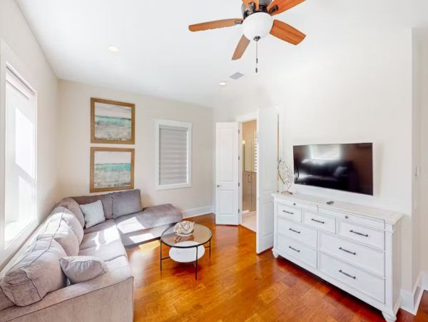 Three Bedroom Vacation Rental Townhome in Duncedin with Lovely View