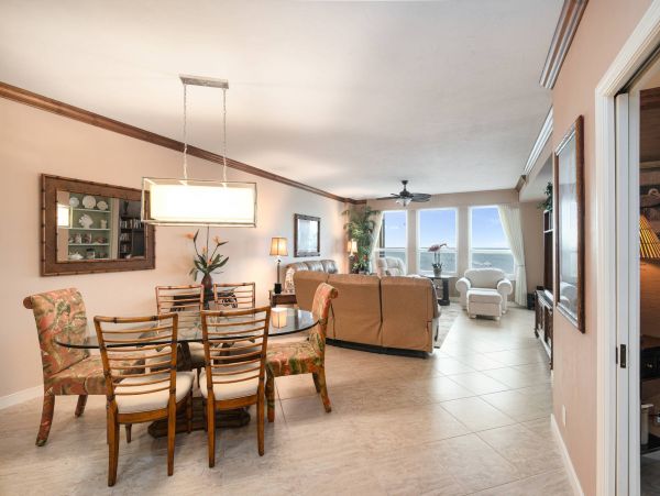 Stunning Condo in Marco Island with 2 Bedroom