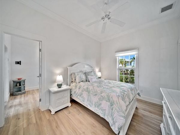 Golf Course Three Bedroom Vacation Home in Sanibel