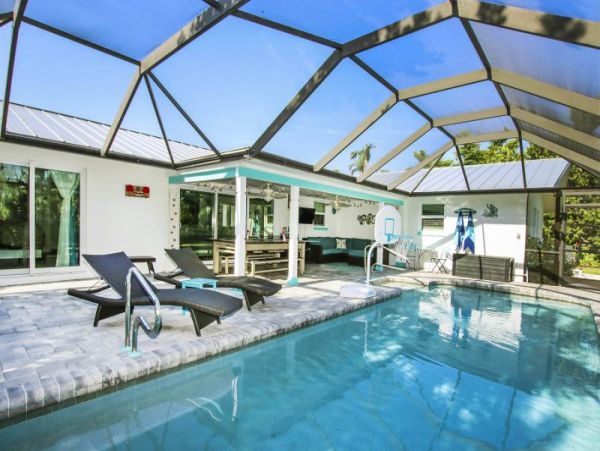 Sanibel Vacation Home with 4 Bedroom & Private Pool