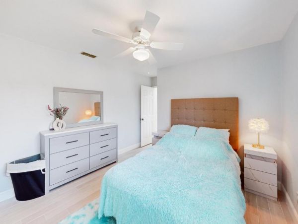 Cape Coral Vacation Pool Home Water Views