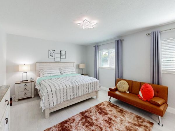 Cape Coral Vacation Pool Home Water Views