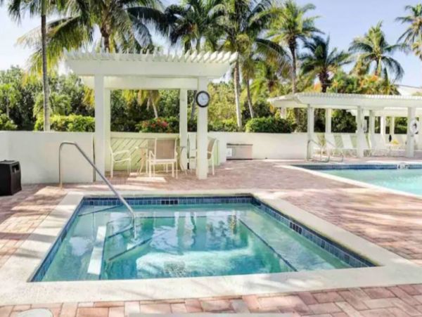 Bay View Renovated Condo with 1 Bedroom in Captiva Island