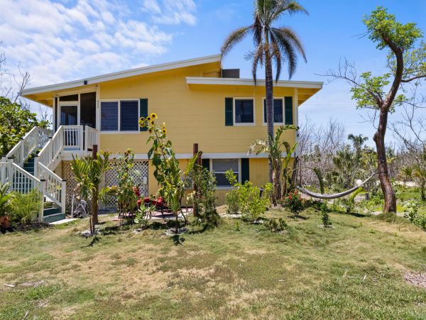 Sanibel Vacation Home Three Bedroom Walk to Beach Sleeps 6 Guests