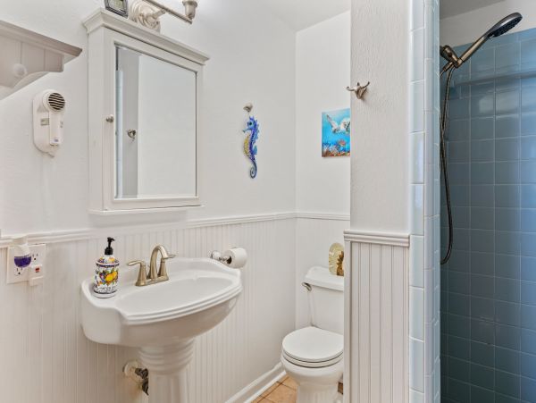 Sanibel Vacation Home Three Bedroom Walk to Beach Sleeps 6 Guests