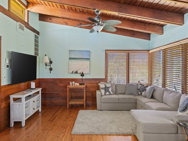 Sanibel Vacation Home Three Bedroom Walk to Beach Sleeps 6 Guests
