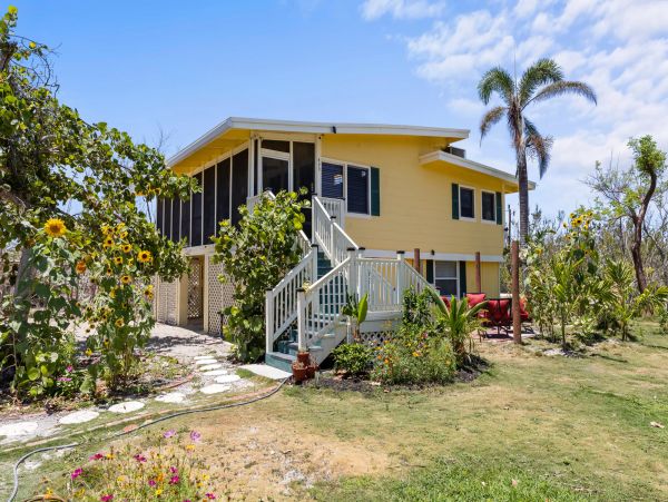 Sanibel Vacation Home Three Bedroom Walk to Beach Sleeps 6 Guests
