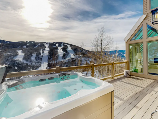 Luxury Mountain View Home 5 Bedroom & Hot Tub in Vail