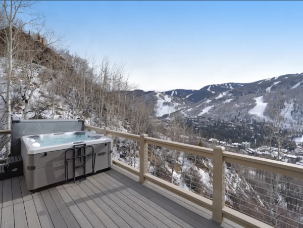 Luxury Mountain View Home 5 Bedroom & Hot Tub in Vail