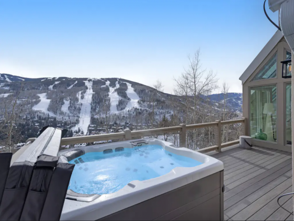 Luxury Mountain View Home 5 Bedroom & Hot Tub in Vail