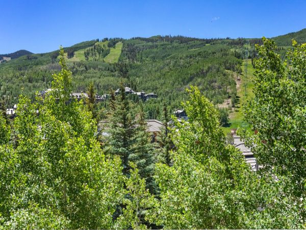 Beaver Creek Vacation Home Five Bedroom Sleeps 11 Guests