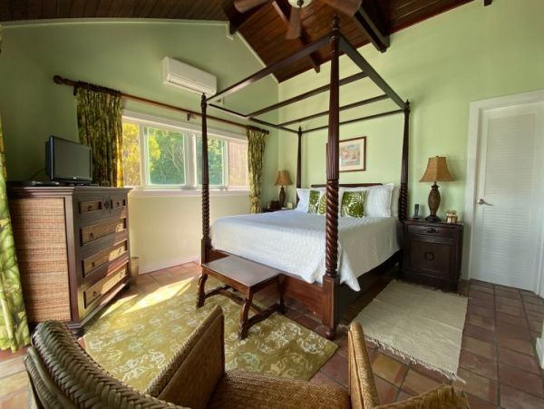 Beachfront Four Bedroom Luxury Vacation Rental in St. John