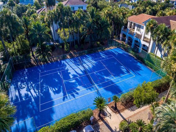 On Beach Destin Vacation Home Sleeps Twenty Guests