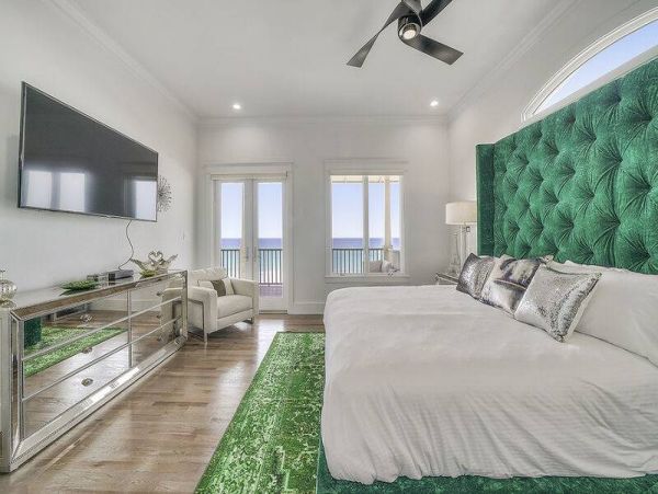 On Beach Destin Vacation Home Sleeps Twenty Guests
