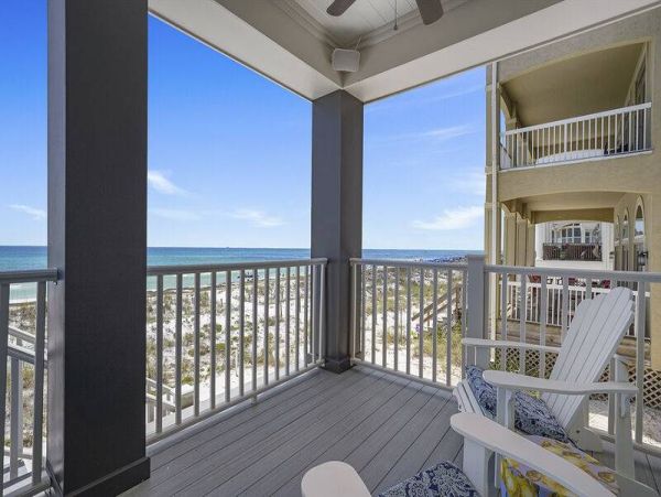 On Beach Destin Vacation Home Sleeps Twenty Guests