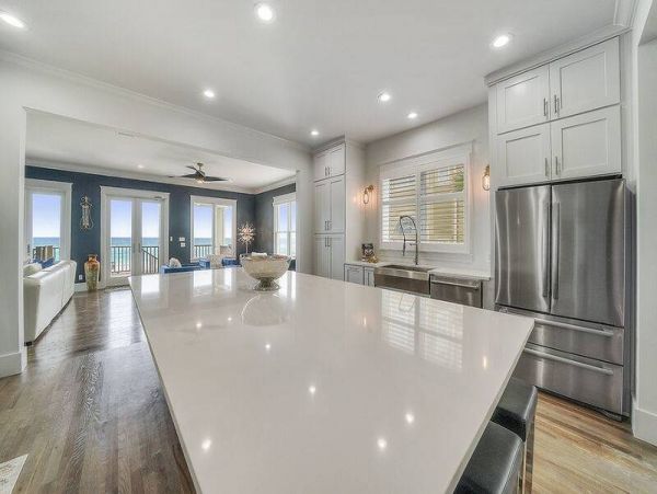 On Beach Destin Vacation Home Sleeps Twenty Guests