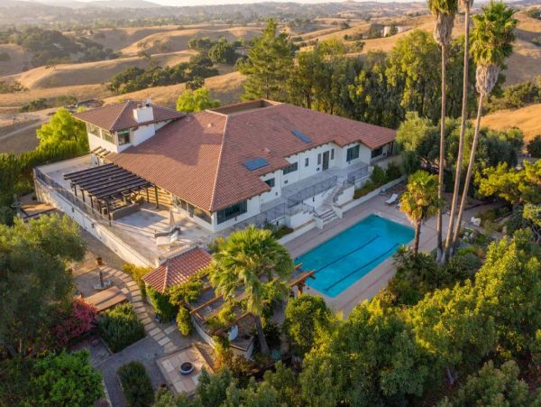 Santa Ynez Six Bedroom Vacation Estate with Charming Views