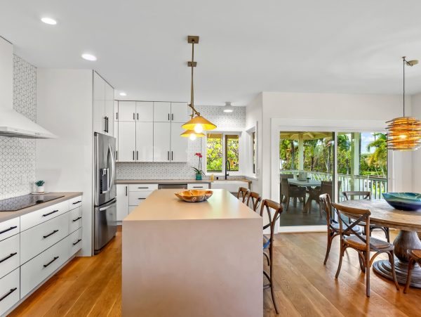 Poipu Vacation Home With Shared Pool, Spa And Lanai