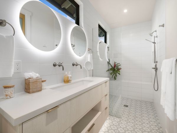 Stylish Gorgeous 3 Bedroom Perfect Getaway Great Views