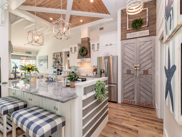 Elegant Vacation Home with Water Views in Marco Island