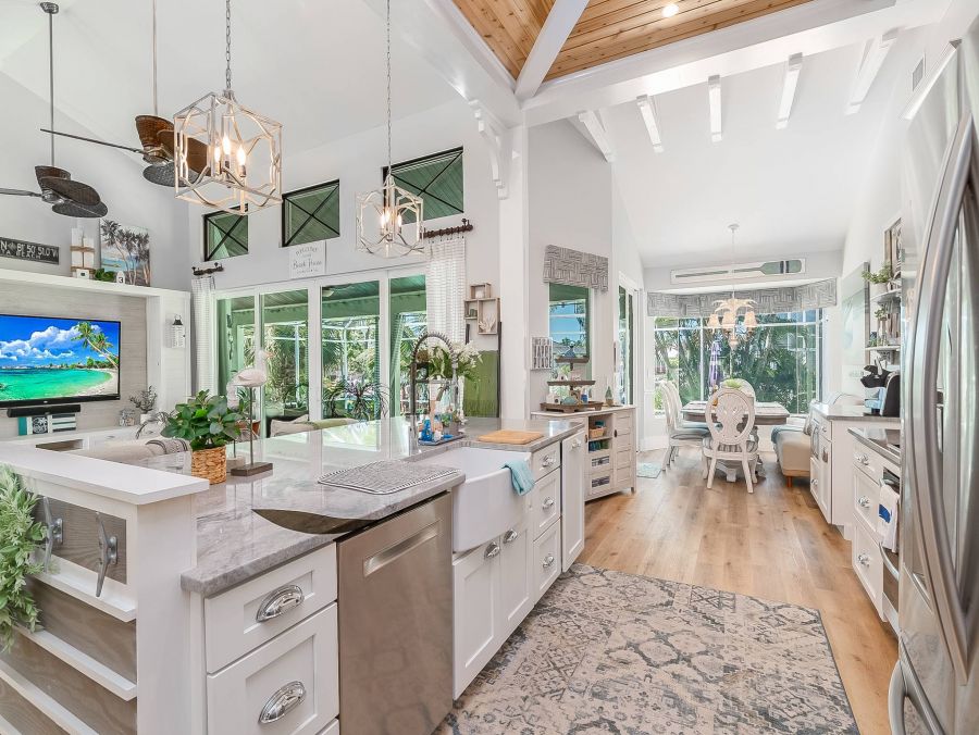 Elegant Vacation Home with Water Views in Marco Island