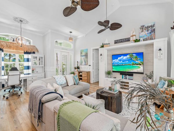 Elegant Vacation Home with Water Views in Marco Island