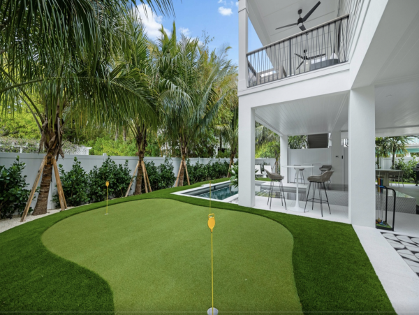 Walk to Beach Anna Maria Island Vacation Home