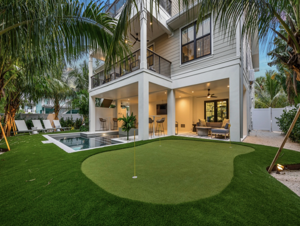 Walk to Beach Anna Maria Island Vacation Home