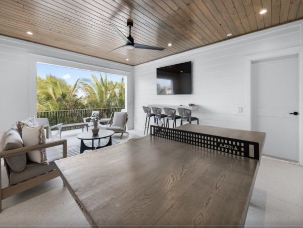Walk to Beach Anna Maria Island Vacation Home