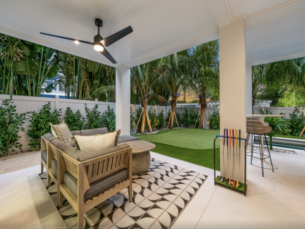 Walk to Beach Anna Maria Island Vacation Home