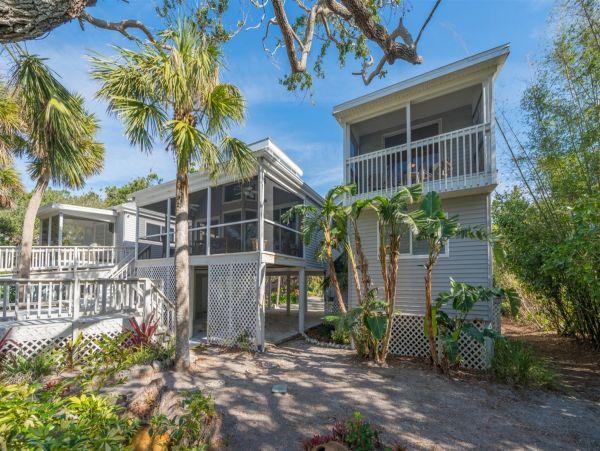 Englewood Vacation Home Four Bedroom