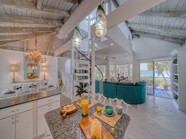 Englewood Vacation Home Four Bedroom