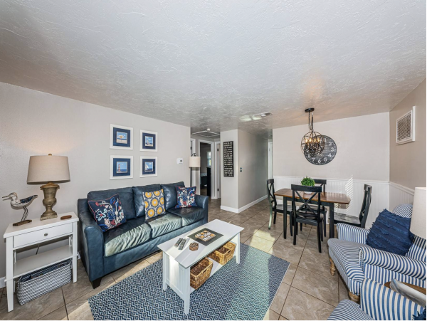 Siesta Key Vacation Condo with 2 Bedrooms