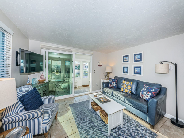 Siesta Key Vacation Condo with 2 Bedrooms