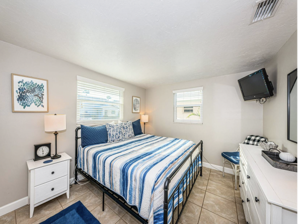 Siesta Key Vacation Condo with 2 Bedrooms