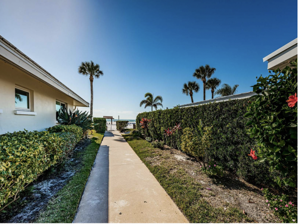 Siesta Key Vacation Condo with 2 Bedrooms