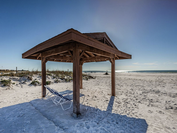 Siesta Key Vacation Condo with 2 Bedrooms