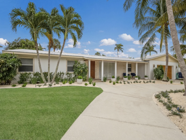 The Ultimate Anna Maria Island Pool Vacation Home