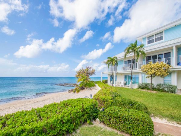 Luxurius Cayman Island Condo Two Bedroom