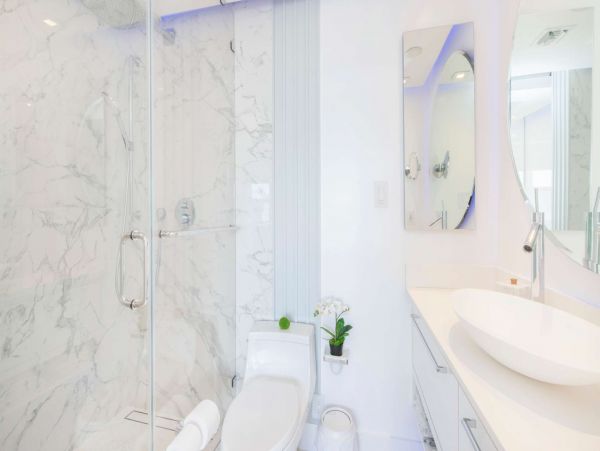Luxurius Cayman Island Condo Two Bedroom