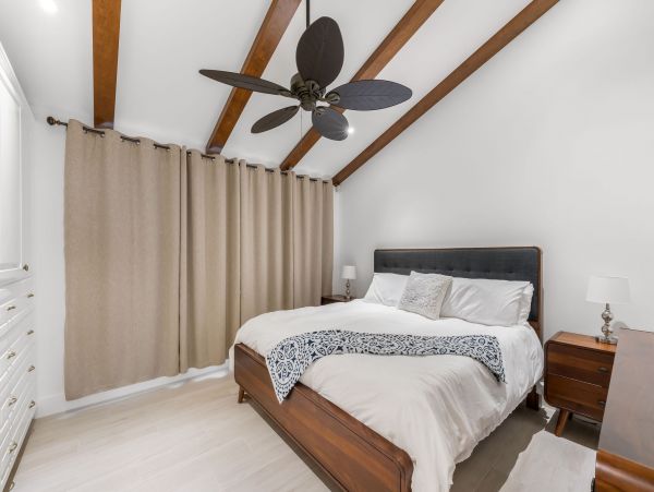 Beautiful Cayman Island Vacation Condo One Bedroom